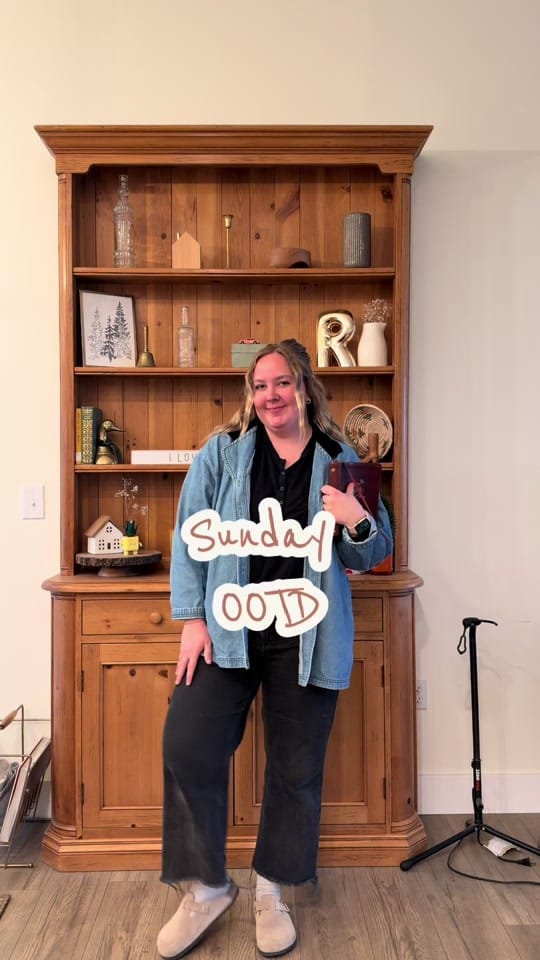 Post 4 by Aly Renee on TikTok (video)