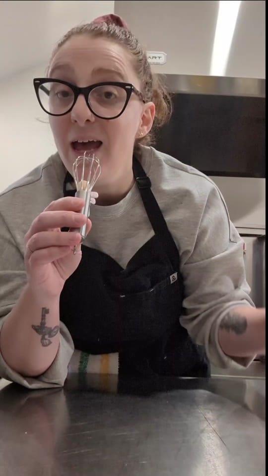 Post 2 by FlourettaSweet on TikTok (video)