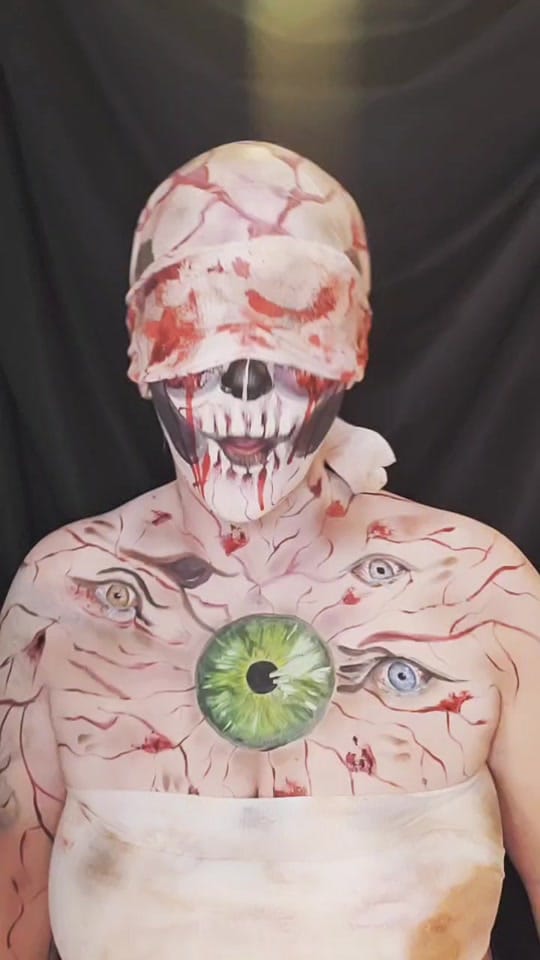 Post 6 by Amanda Roum on TikTok (video)