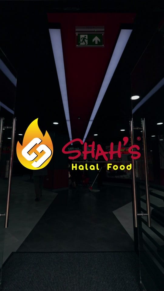 Post 2 by Shah’s Halal Food on TikTok (video)