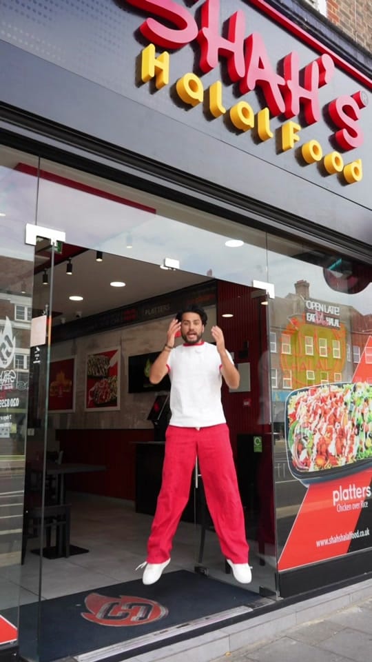 Post 3 by Shah’s Halal Food on TikTok (video)