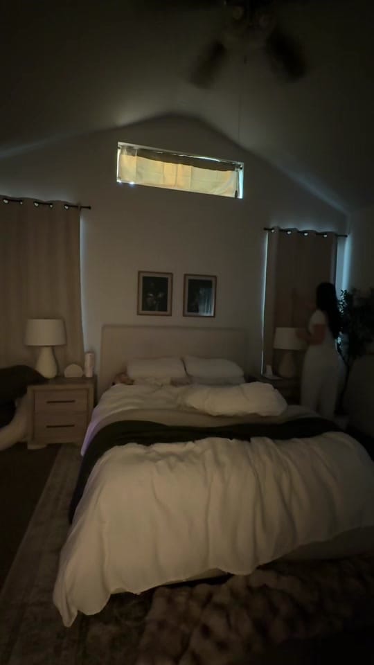 Post 2 by Lauren Brown on TikTok (video)