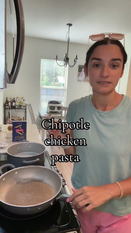 Post 7 by Meg Johnson | Working Mama💗 on TikTok (video)