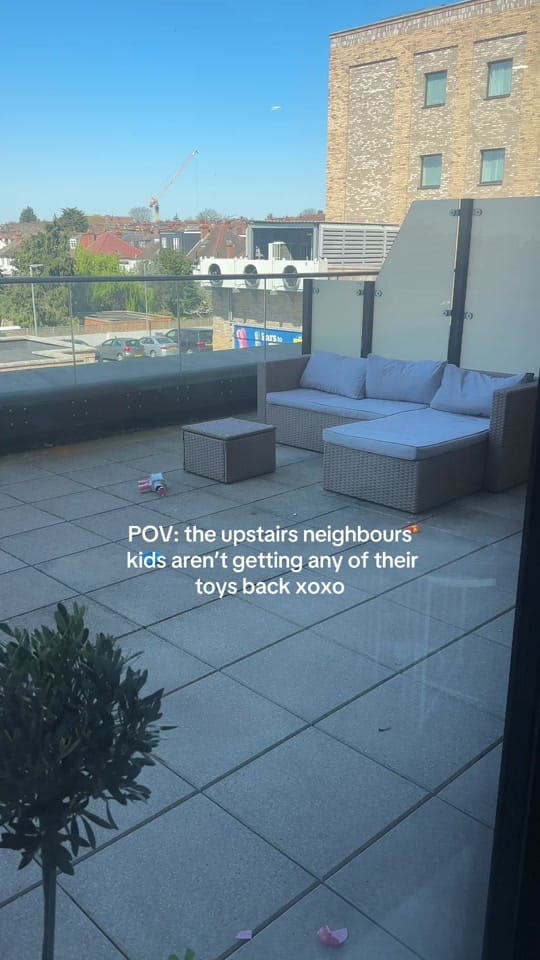 Post 8 by Paris Wood on TikTok (video)