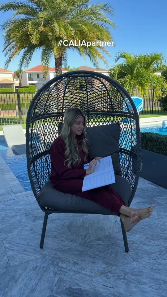 Post 4 by Florida Yoga Mama on TikTok (video)