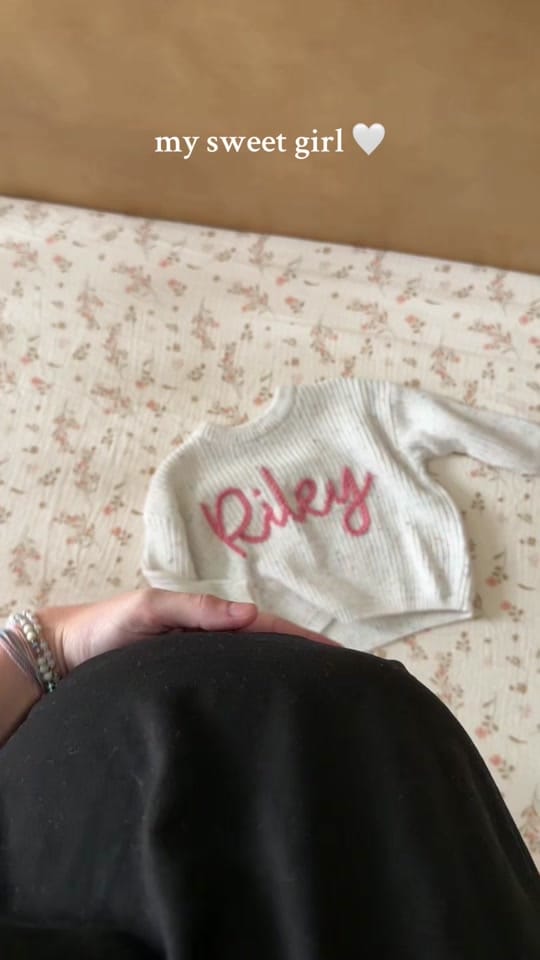 Post 8 by Rachel Bell on TikTok (video)