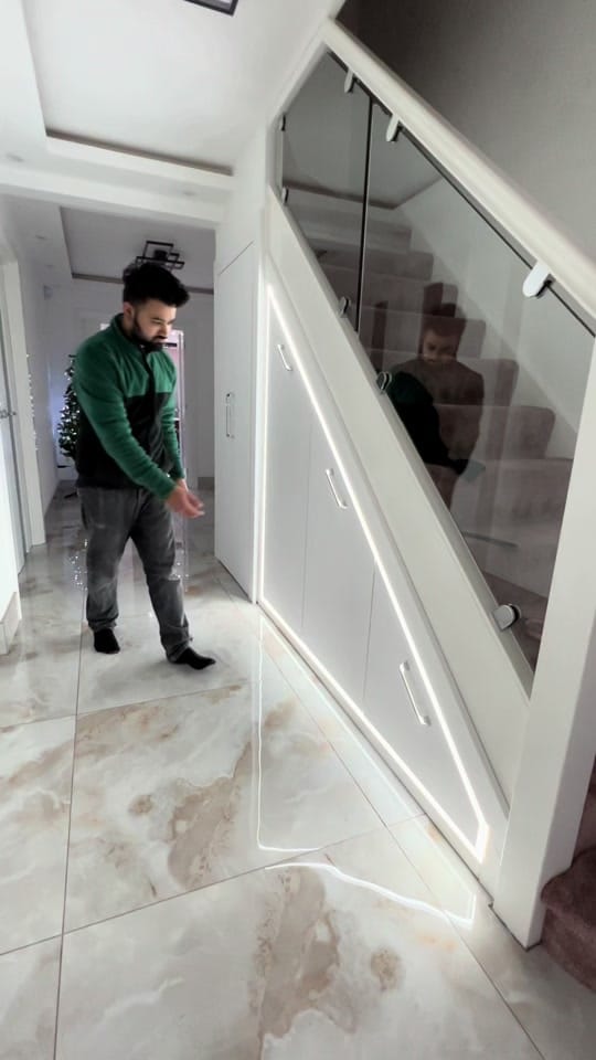 Post 9 by parassehgal553 on TikTok (video)