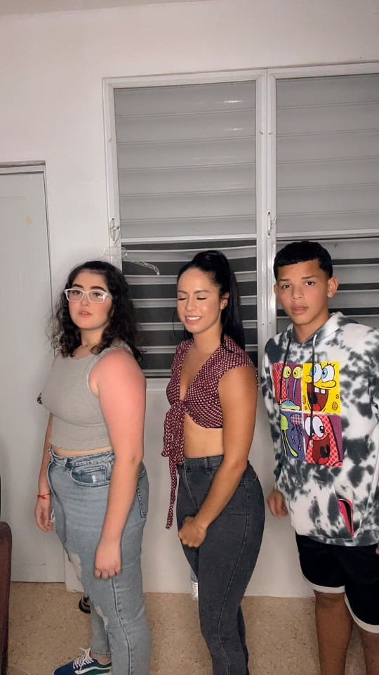 Post 8 by Adeliz Rivera on TikTok (video)