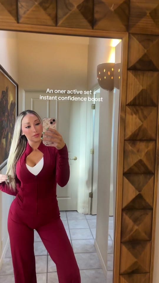 Post 3 by Bianca on TikTok (video)