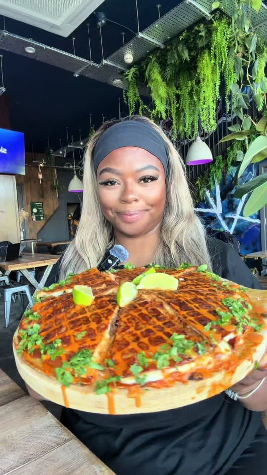 Post 1 by Mabslayssmukbangs on TikTok (video)