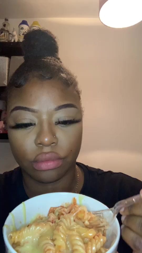 Post 10 by Mabslayssmukbangs on TikTok (video)
