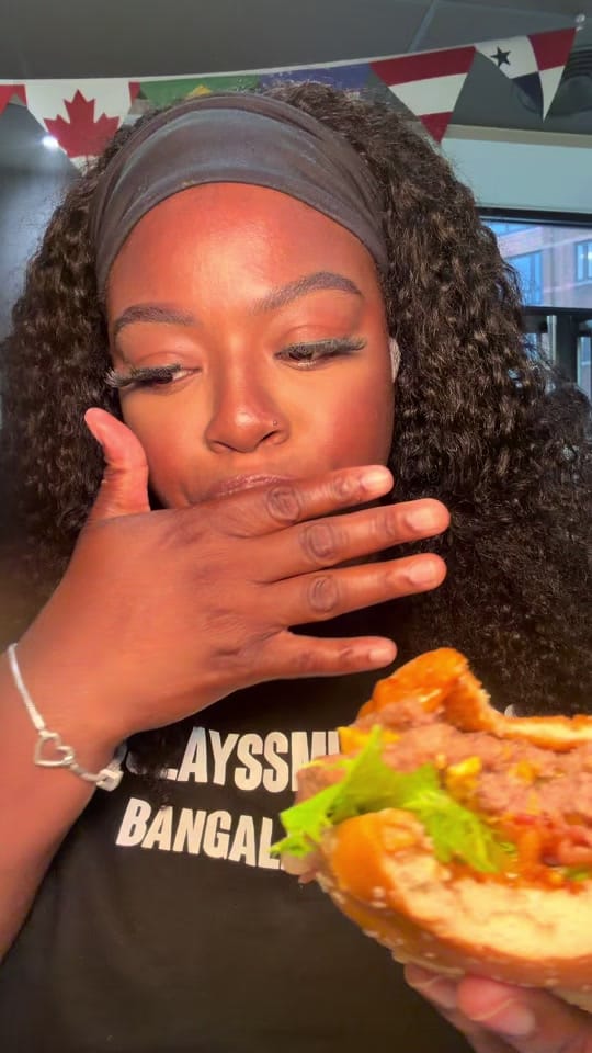 Post 2 by Mabslayssmukbangs on TikTok (video)