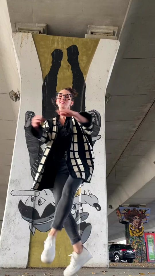 Post 7 by Laura Glaess on TikTok (video)