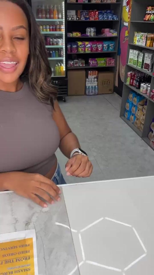 Post 3 by TrapsnacksJA on TikTok (video)