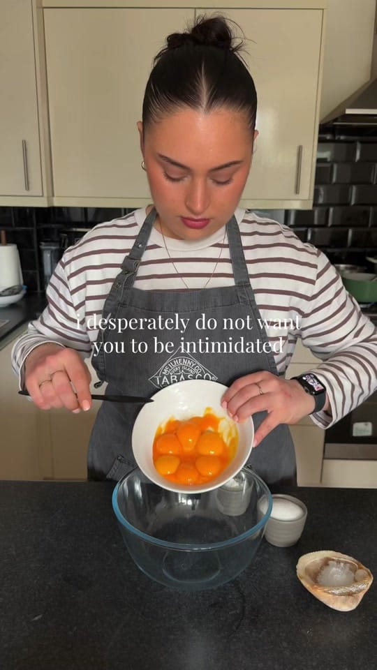 Post 2 by Laura Kersev on TikTok (video)