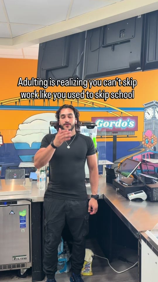 Post 7 by Gordos Bubble Waffles on TikTok (video)