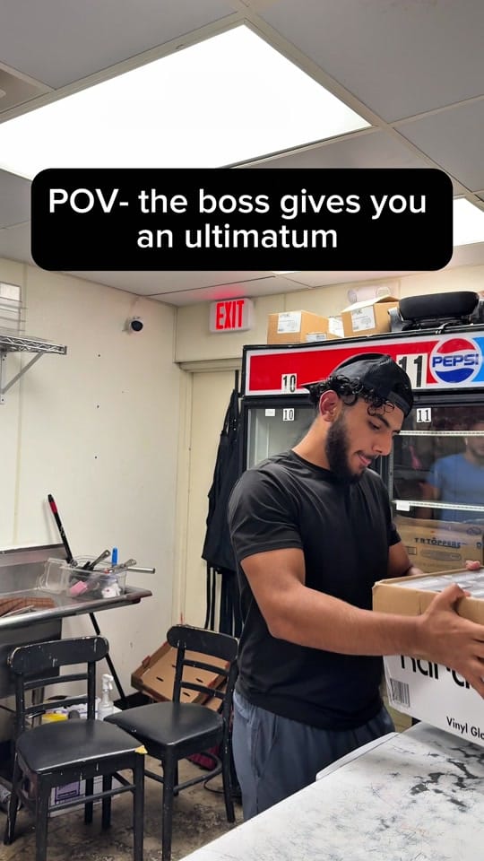 Post 9 by Gordos Bubble Waffles on TikTok (video)