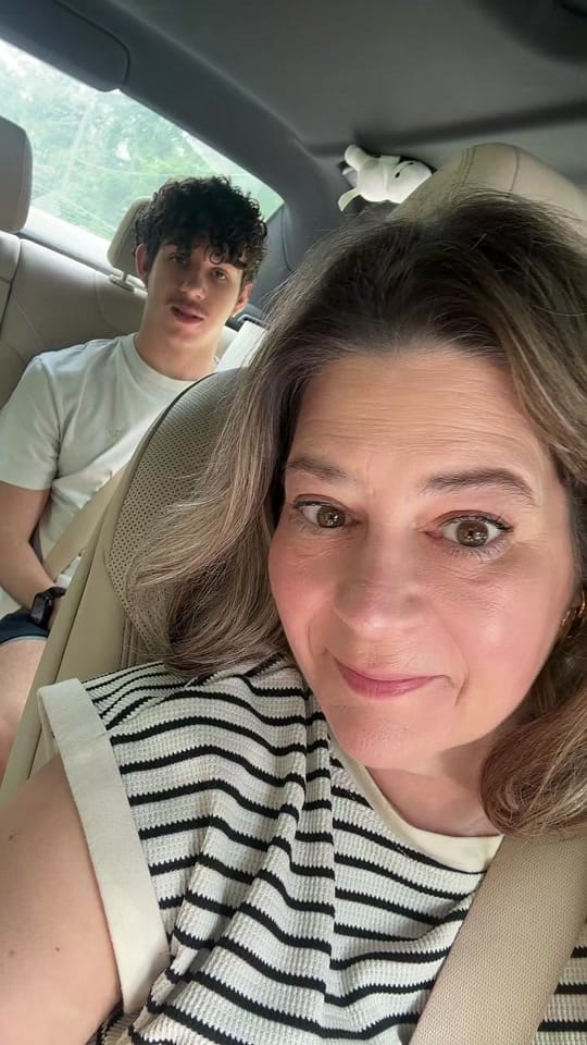 Post 7 by 🎭 Liz💜💚💛 on TikTok (video)