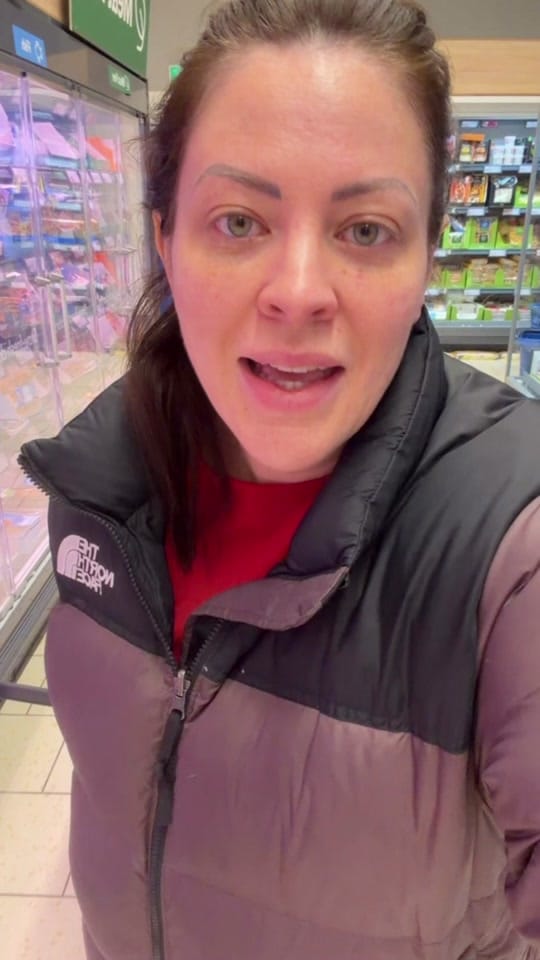 Post 7 by Lauren’s Cravings on TikTok (video)