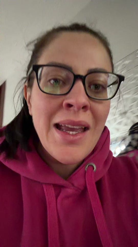Post 1 by Lauren’s Cravings on TikTok (video)