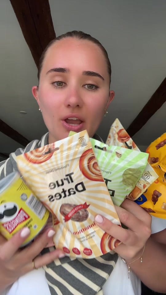 Post 3 by tati on TikTok (video)