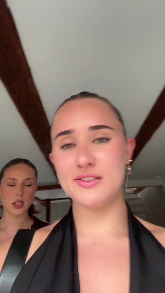 Post 2 by tati on TikTok (video)