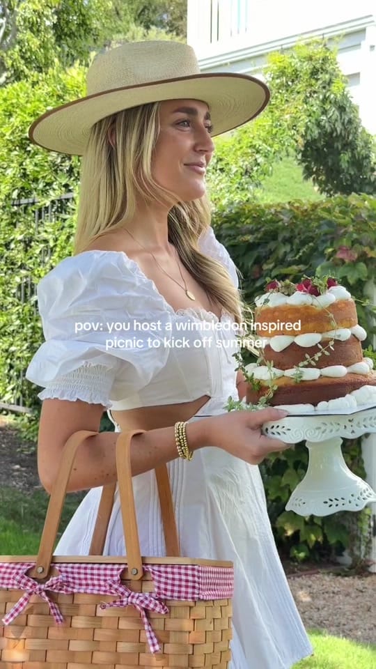 Post 7 by APPETITE OF ALI on TikTok (video)