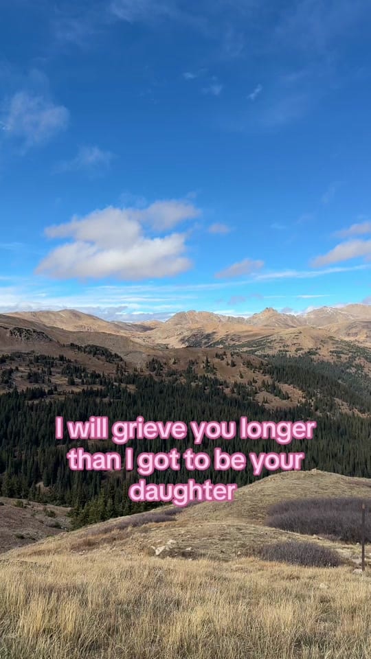 Post 7 by Elizabeth Kaya 🍎 ✏️ 🎀 on TikTok (video)