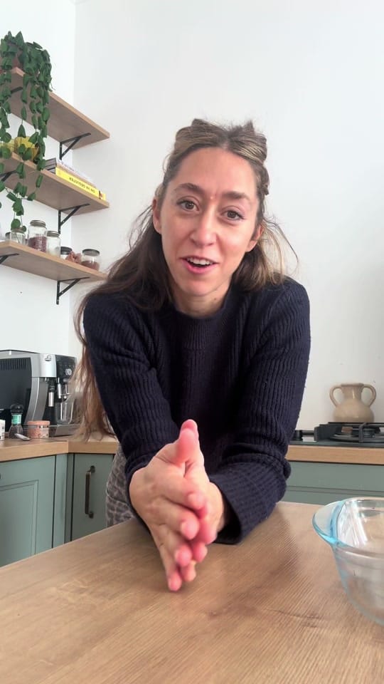 Post 5 by Nina Parker on TikTok (video)