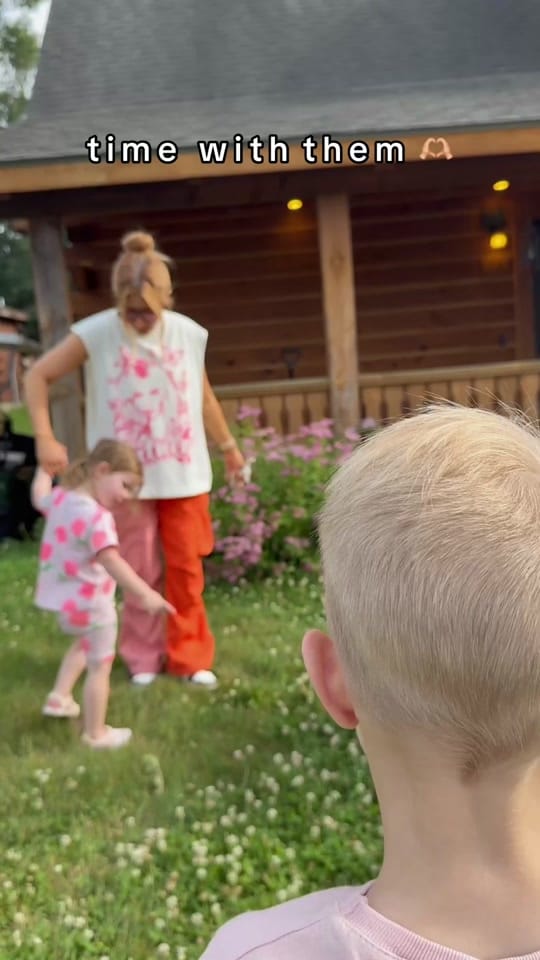 Post 5 by Melissa Eklund on TikTok (video)