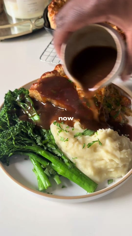 Post 9 by Catherine Ebika | Food & vlogs on TikTok (video)