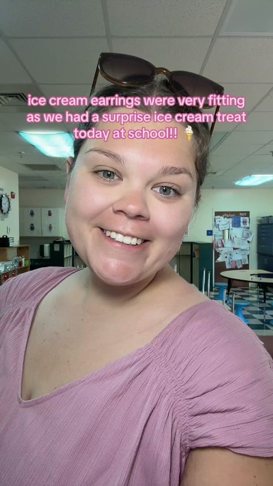 Post 5 by Maddi 💓| Maine Teacher Life🍎 on TikTok (video)