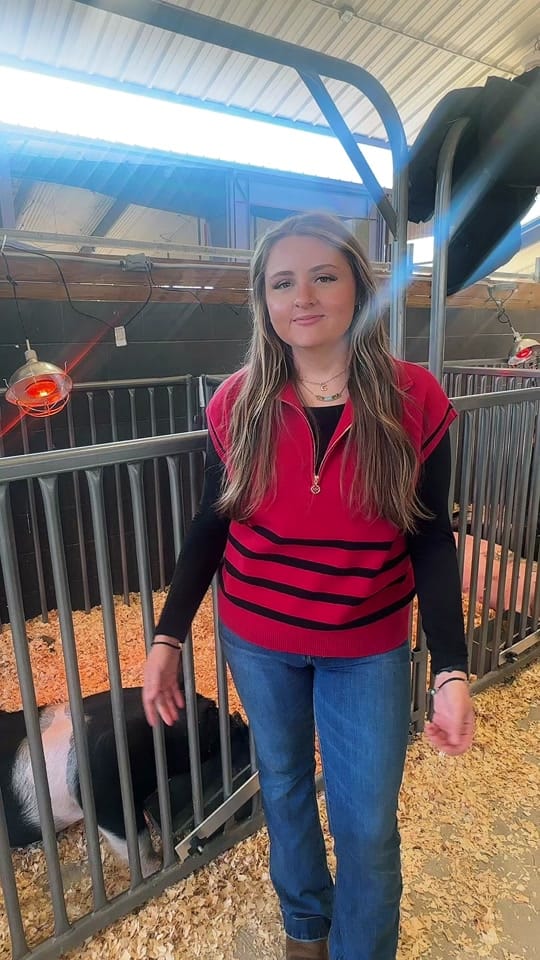 Post 4 by Kinny on TikTok (video)