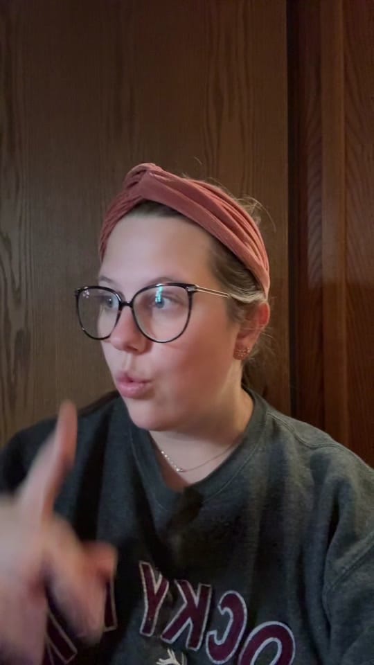 Post 2 by hshahrhahh on TikTok (video)