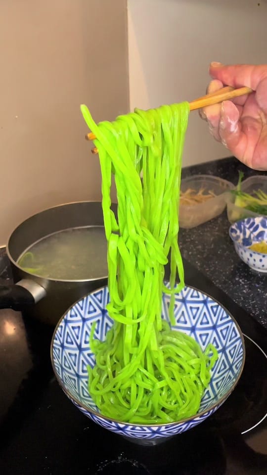 Post 2 by Min Family 🇨🇳🏴󠁧󠁢󠁳󠁣󠁴󠁿 on TikTok (video)
