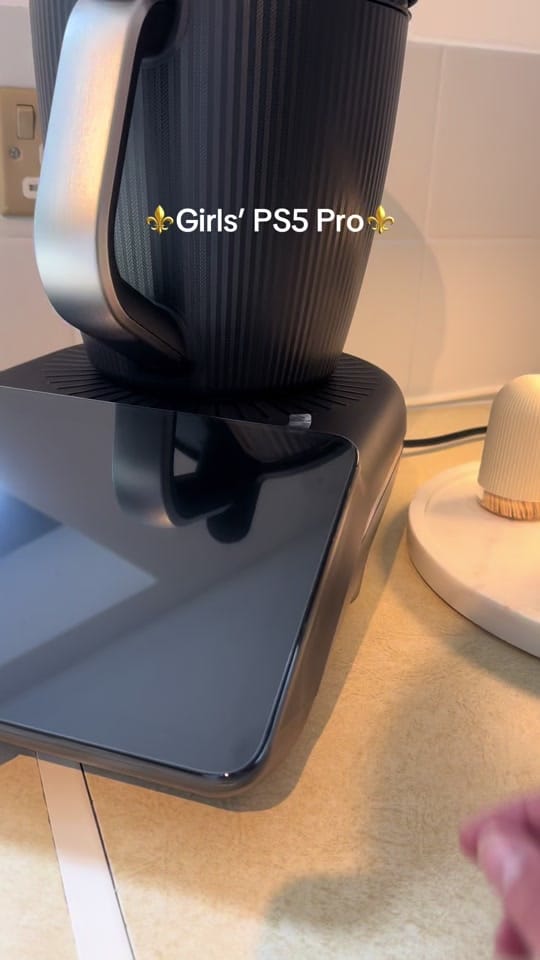 Post 10 by TM7 Goddess Official Advisor on TikTok (video)