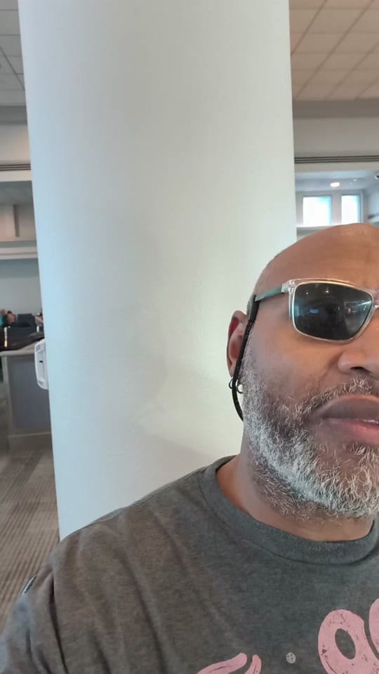 Post 2 by The blind traveler on TikTok (video)