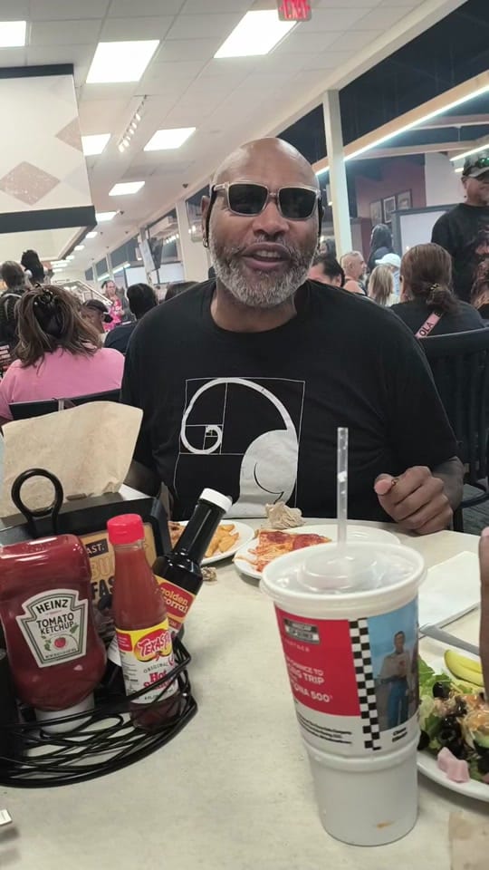 Post 3 by The blind traveler on TikTok (video)