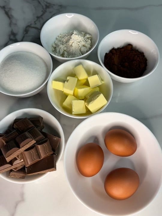 Post 2 by -cake by eli 2🇽🇰🌟🇬🇧 on TikTok (video)