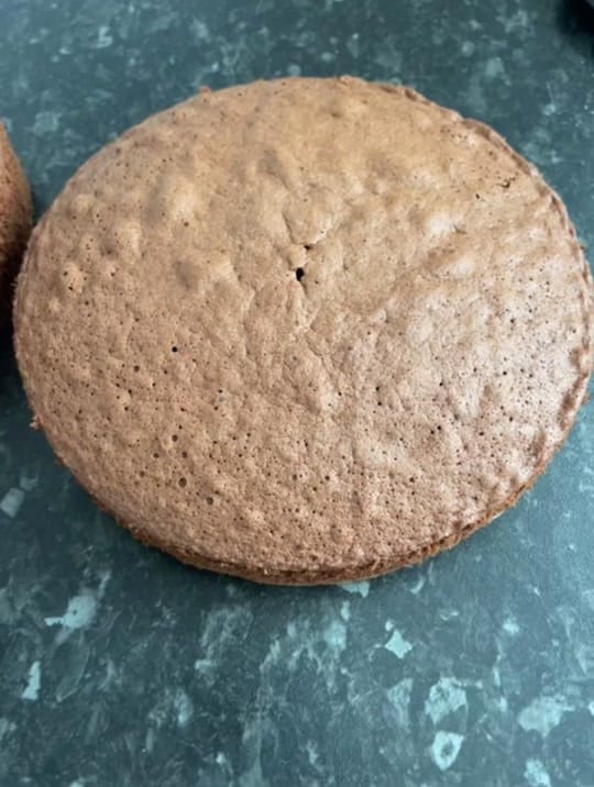 Post 3 by -cake by eli 2🇽🇰🌟🇬🇧 on TikTok (video)