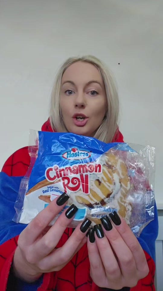 Post 10 by Chloe Eats on TikTok (video)
