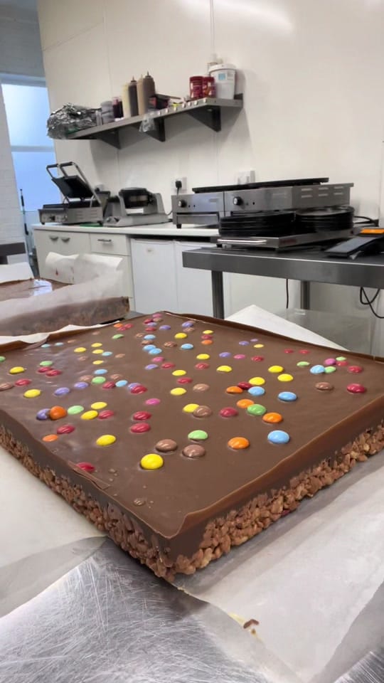 Post 10 by Claud’s Dessert Parlour on TikTok (video)