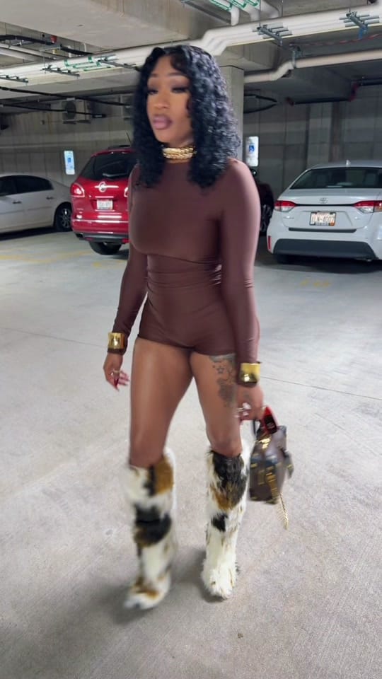 Post 1 by London Reign on TikTok (video)