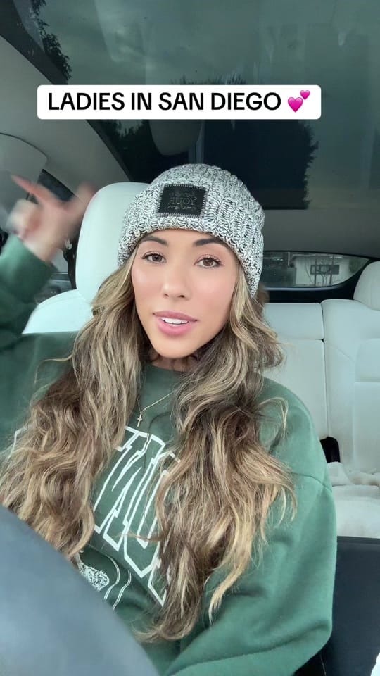 Post 5 by aliciacummings on TikTok (video)