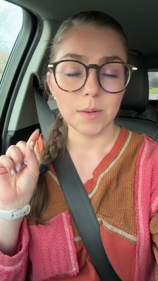 Post 9 by Jessica on TikTok (video)