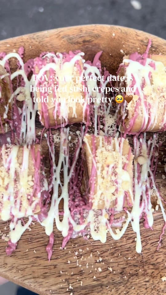 Post 2 by CoroChocolate on TikTok (video)