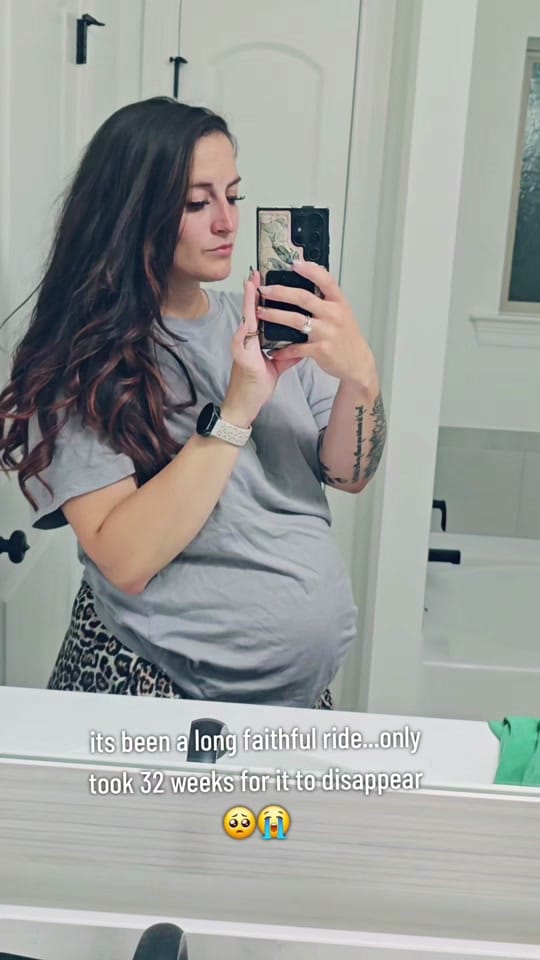 Post 4 by _shelbssss_ on TikTok (video)