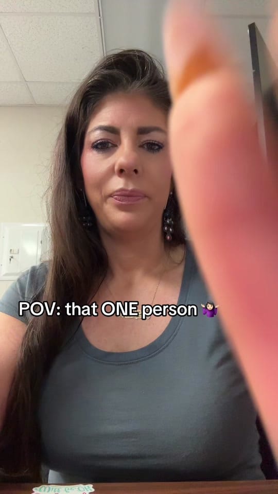 Post 7 by Lizzypoliz on TikTok (video)