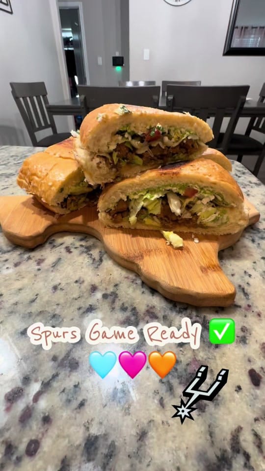Post 2 by Azuamy Suzelle 💕 on TikTok (video)