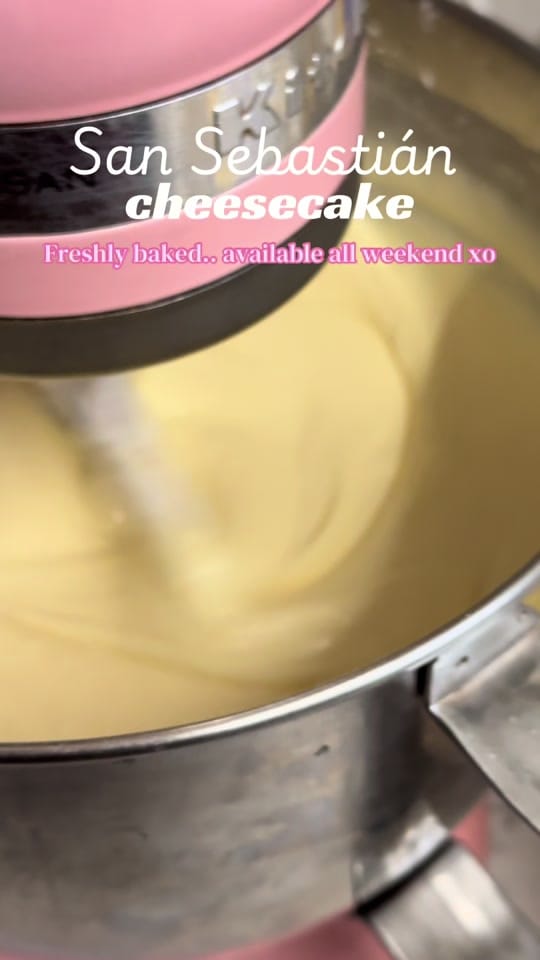 Post 4 by YOUR GIRL CAN BAKE XO on TikTok (video)